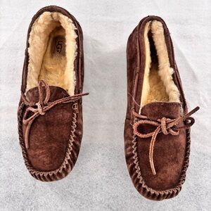 Ugg Slippers - Chocolate Brown